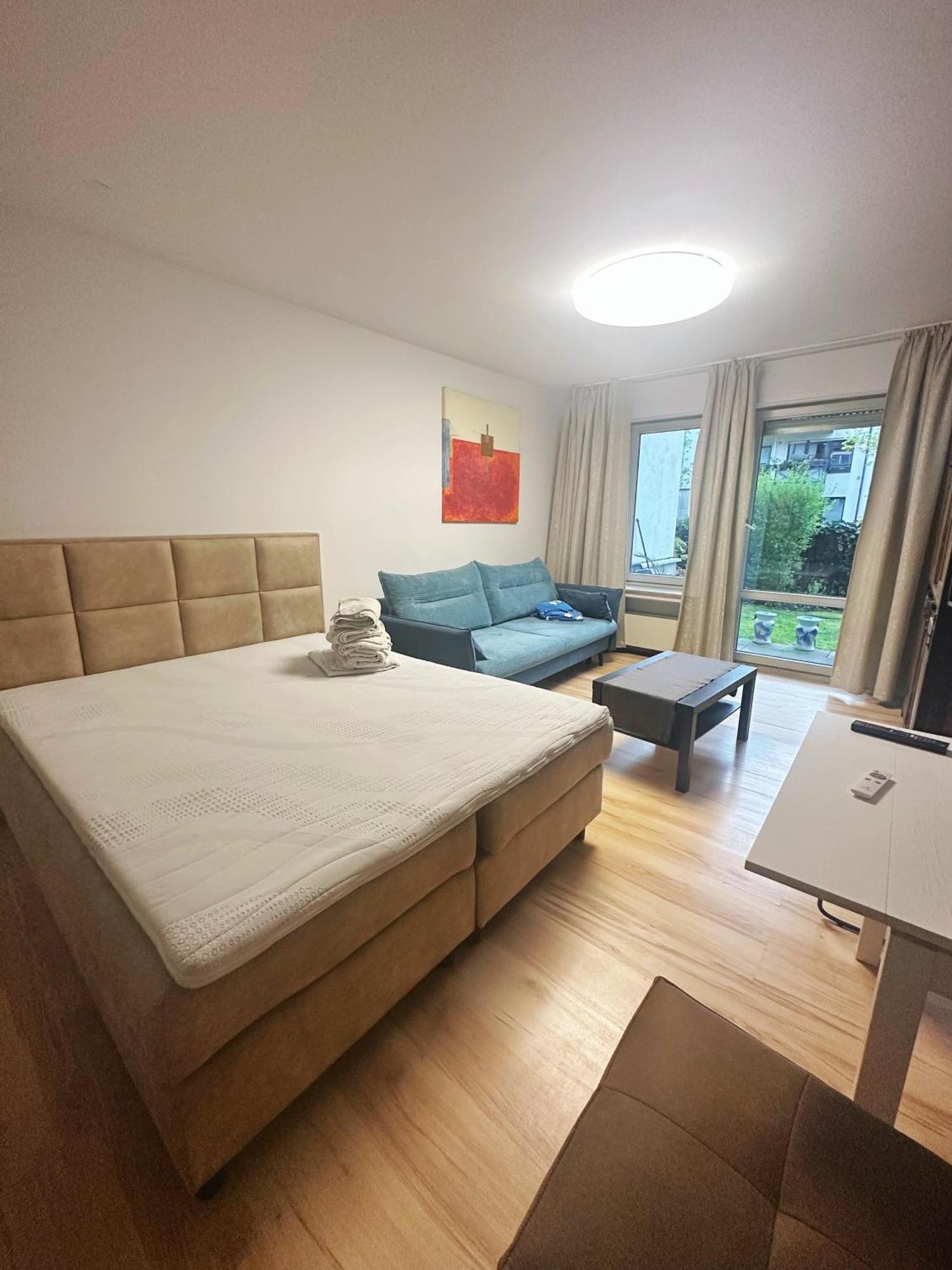 Messe Flughafen Nah Mit Waschmaschine Apartment Dusseldorf Exterior photo